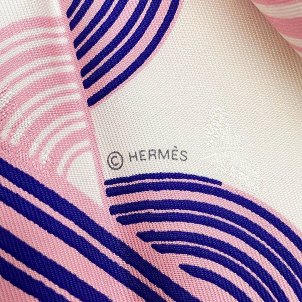 エルメス スカーフ トライアングル ガルド・ローブ・ポップ Garde Robe Pop チャーム付き HERMES シルク 2022年春夏