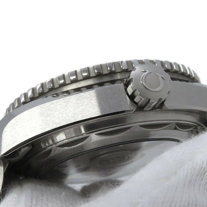 オメガ シーマスター プラネットオーシャン 215.30.40.20.01.001 OMEGA 腕時計 黒文字盤