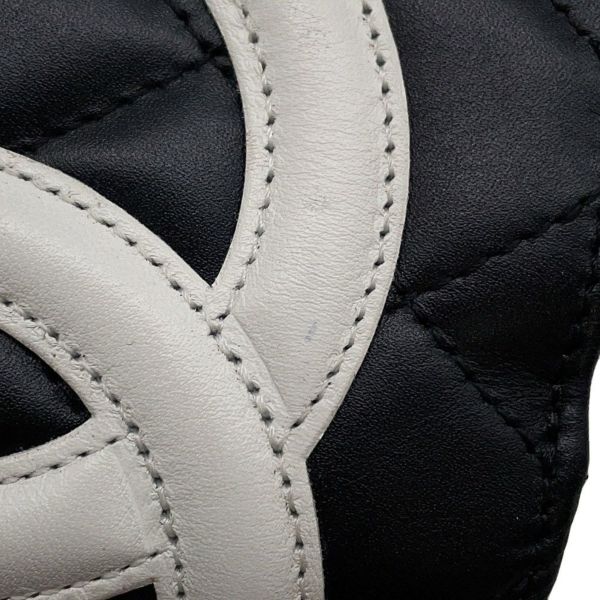 シャネル 二つ折り財布 カンボンライン レザー A26720 CHANEL 財布 黒