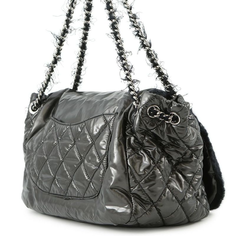 シャネル チェーンショルダーバッグ ココマーク マトラッセ ナイロン A49697 CHANEL