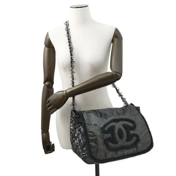 シャネル チェーンショルダーバッグ ココマーク マトラッセ ナイロン A49697 CHANEL