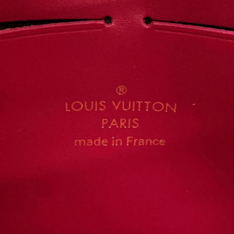 ルイヴィトン チェーンショルダーウォレット モノグラム ポルトフォイユ フローラル M69578 
LOUIS VUITTON 財布