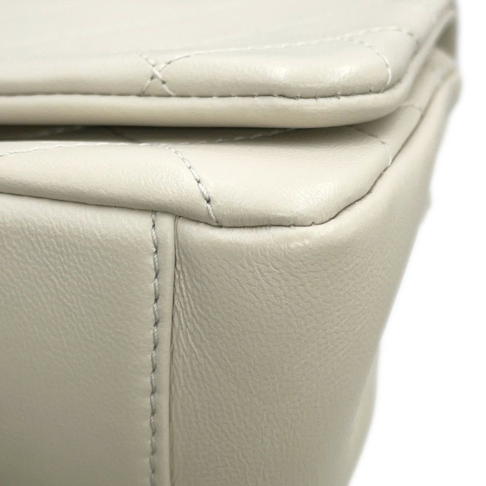 シャネル チェーンショルダーバッグ マトラッセ ココマーク カーフレザー AS2318 CHANEL