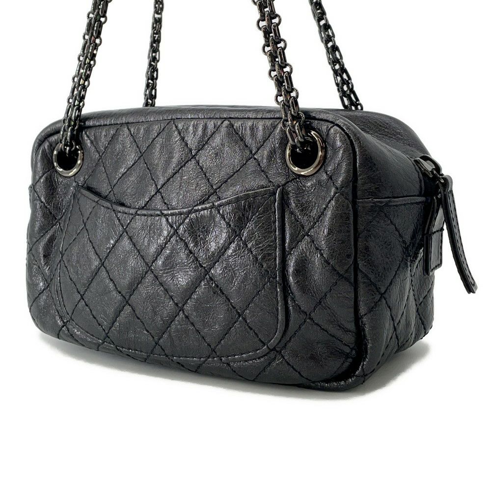 シャネル チェーンショルダーバッグ マトラッセ 2.55 CHANEL 黒