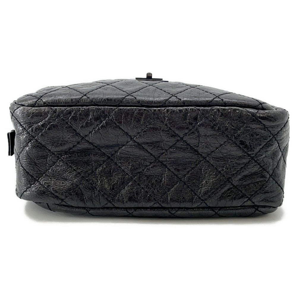 シャネル チェーンショルダーバッグ マトラッセ 2.55 CHANEL 黒