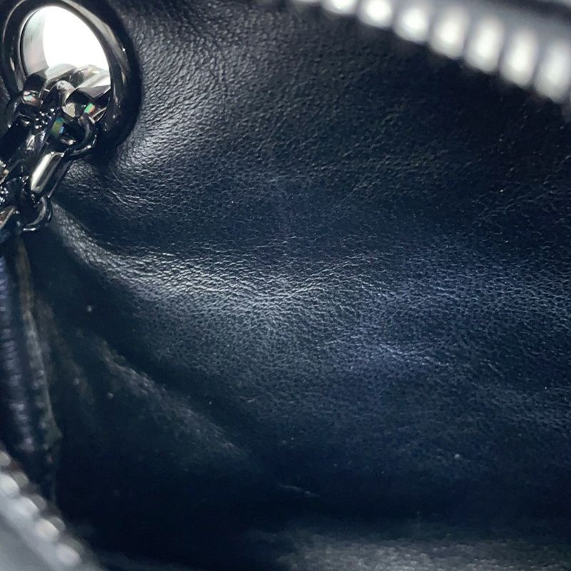 シャネル チェーンショルダーバッグ マトラッセ 2.55 CHANEL 黒