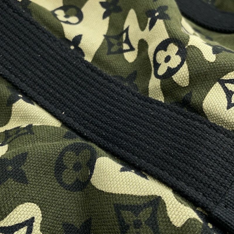 ルイヴィトン トートバッグ モノグラム・フラージュ トレイ M95783 LOUIS VUITTON ヴィトン バッグ メンズ