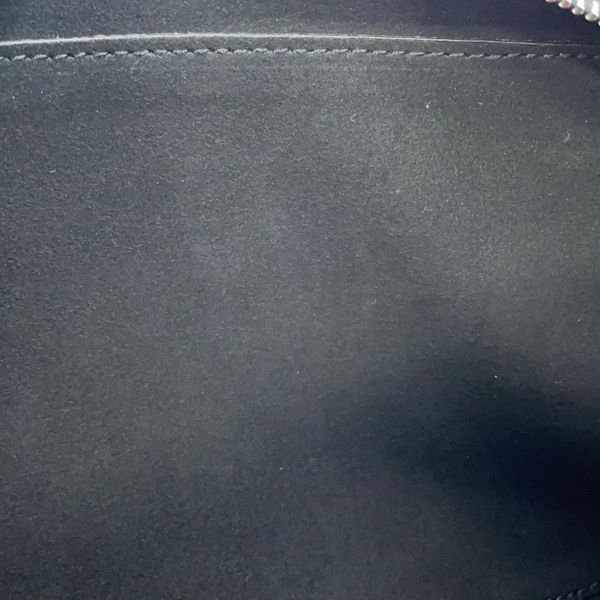 ヴァレンティノ・ガラヴァーニ ショルダーバッグ VLTNロゴ XY2B0704WJW VALENTINO 黒