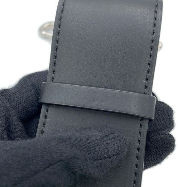 ヴァレンティノ・ガラヴァーニ ショルダーバッグ VLTNロゴ XY2B0704WJW VALENTINO 黒