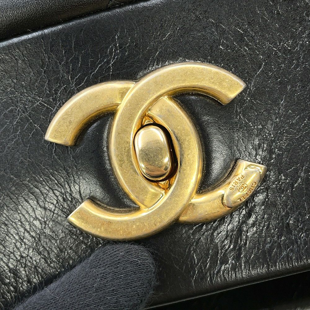 シャネル チェーントートバッグ マトラッセ ココマークターンロック レザー CHANEL 黒