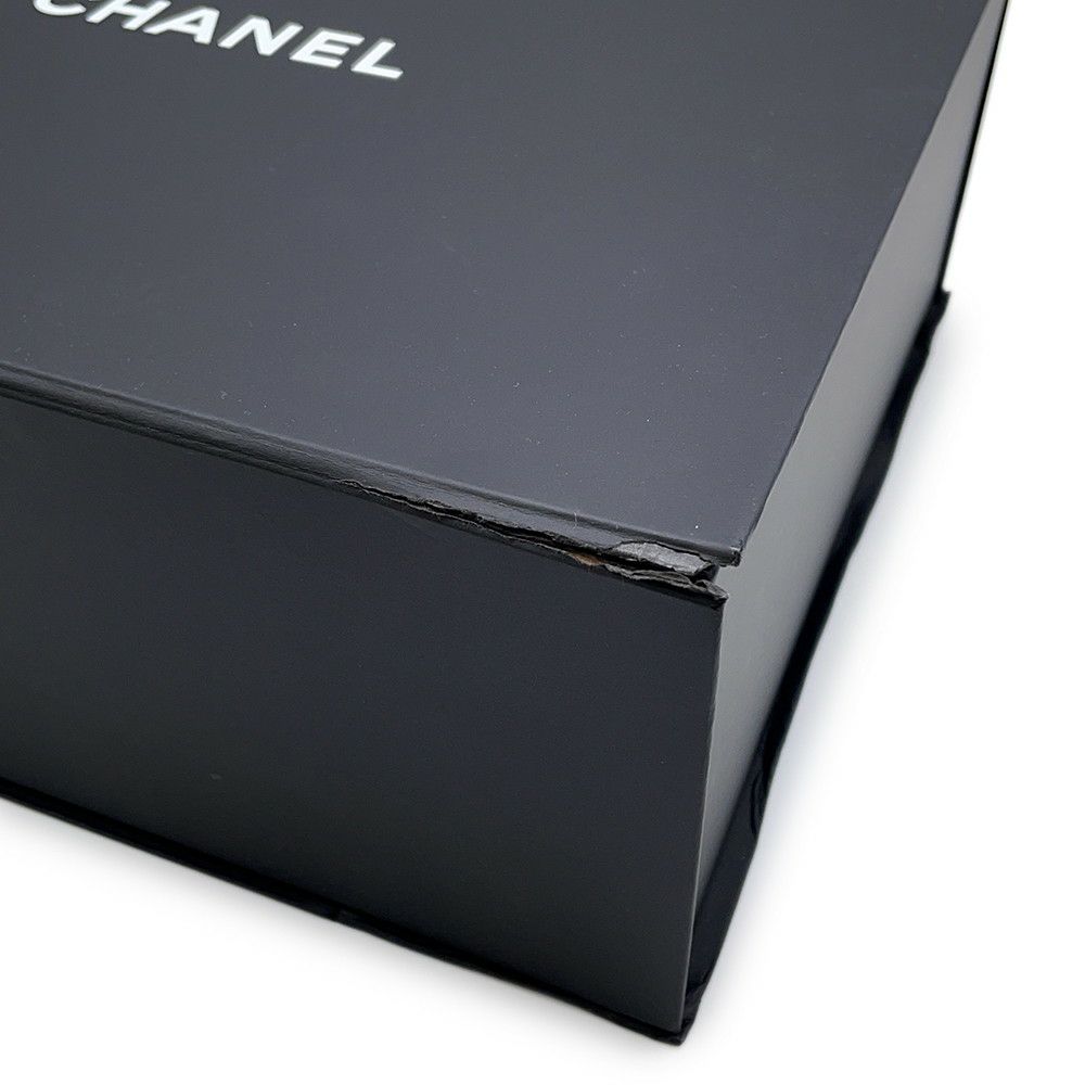 シャネル チェーンショルダーバッグ ラグジュアリーライン カーフスキン CHANEL バッグ