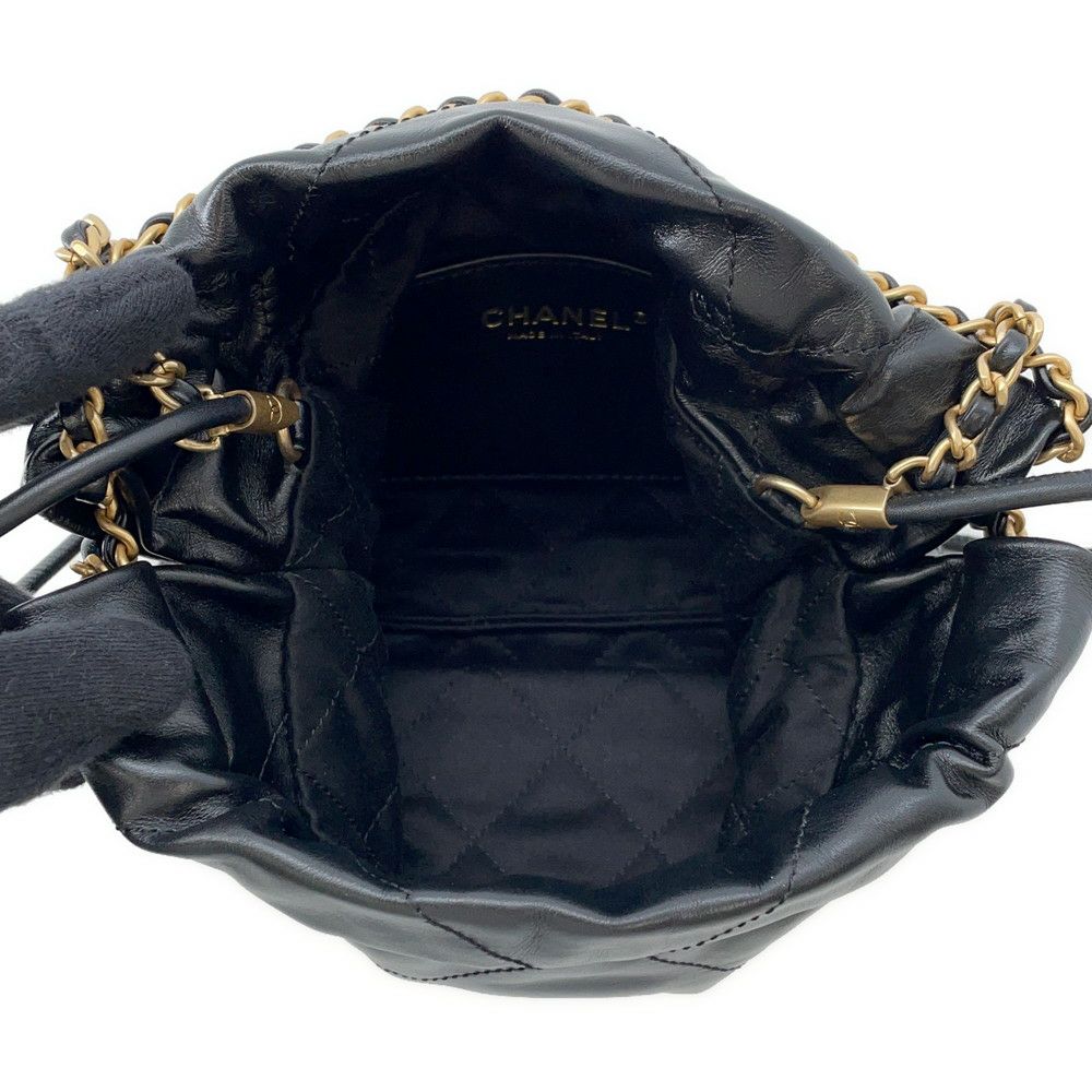 シャネル ハンドバッグ CHANEL 22 ミニ ココマーク シャイニーカーフレザー AS3980 CHANEL 2way 黒