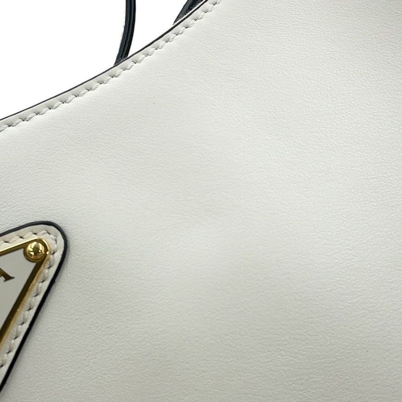 プラダ ショルダーバッグ アーケ スモール レザー 1BC194 PRADA 白 2way
