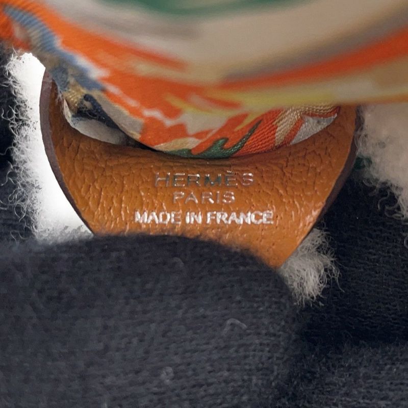 エルメス バッグチャーム バディ アロハ ホワイト/マルチカラー/ゴールド シルク/シェブルミゾル/ムートン B刻印