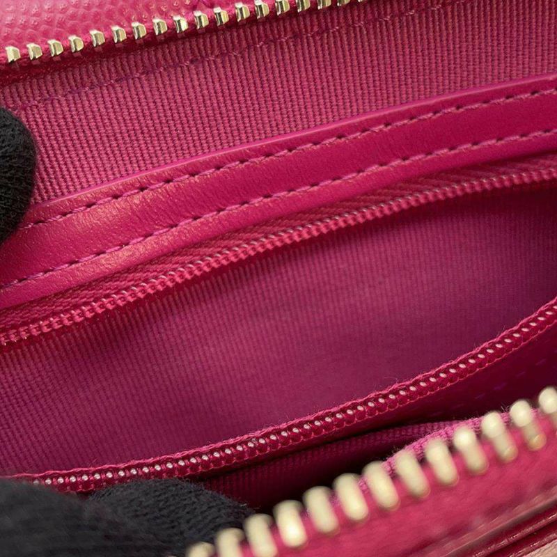 シャネル チェーンウォレット フラップ フォンケース マトラッセ ココマーク キャビアスキン AP2096 CHANEL ポシェット