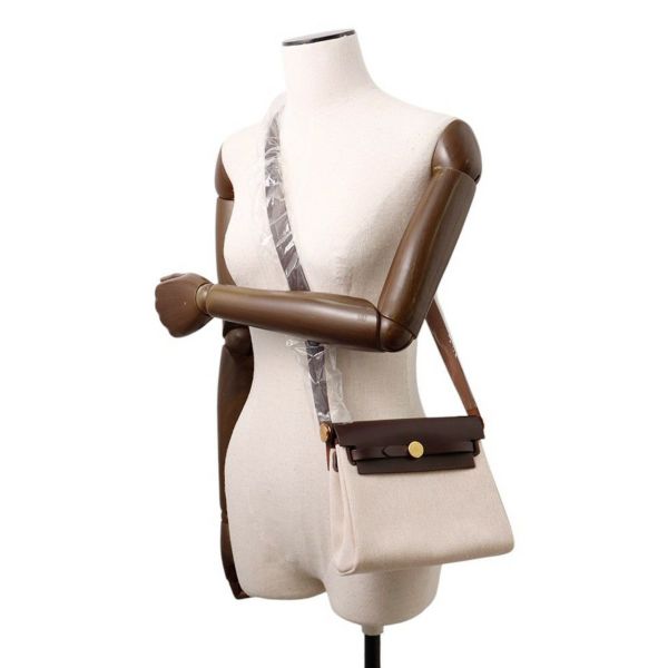 エルメス ショルダーバッグ エールバッグジップ ミニ エクリュ/エベンヌ/ゴールド金具 トワルミリタリー/ヴァッシュハンター K刻印