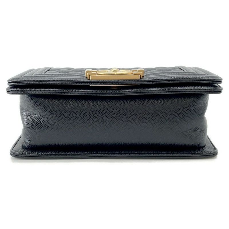 シャネル チェーンショルダーバッグ ボーイシャネル スモール マトラッセ ココマーク A67085 BOY CHANEL 黒