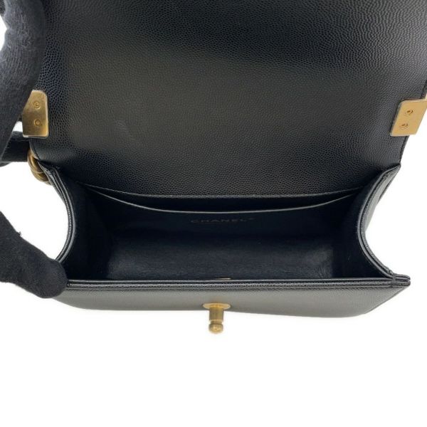 シャネル チェーンショルダーバッグ ボーイシャネル スモール マトラッセ ココマーク A67085 BOY CHANEL 黒