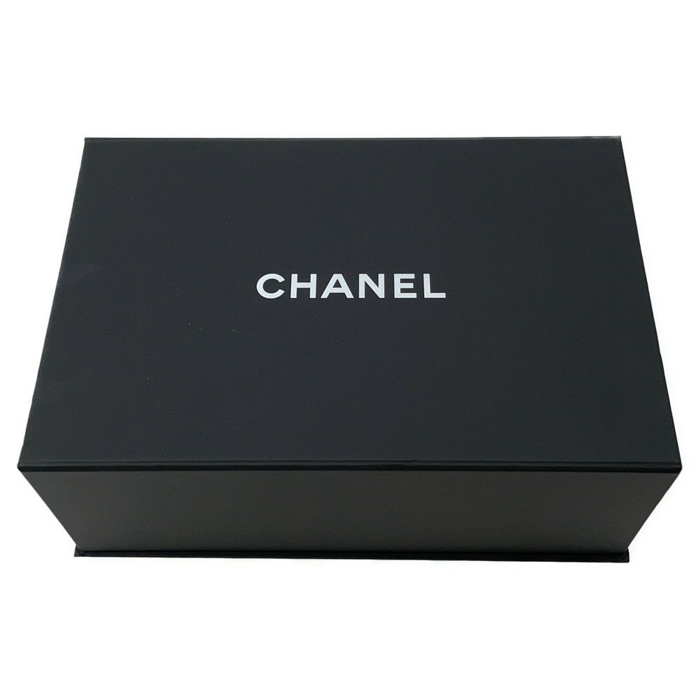 シャネル チェーンショルダーバッグ ボーイシャネル スモール マトラッセ ココマーク A67085 BOY CHANEL 黒