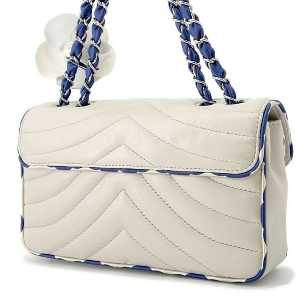 シャネル チェーンショルダーバッグ ココマーク ラムスキン シルク カメリアチャーム付き CHANEL バッグ