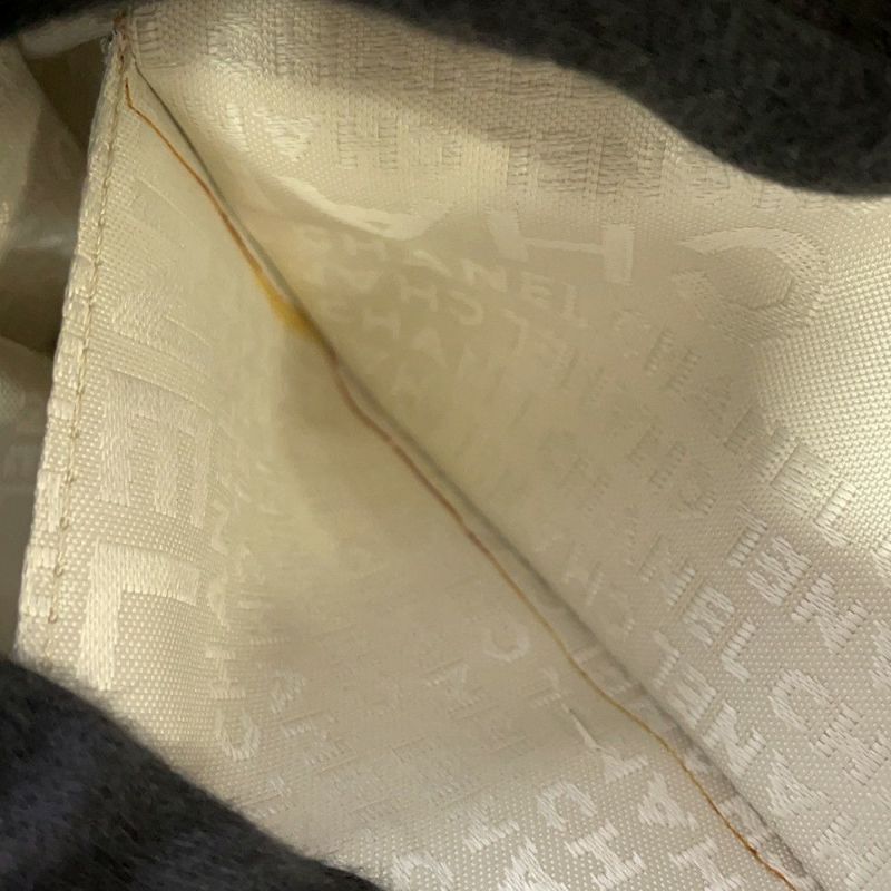 シャネル チェーンショルダーバッグ ココマーク ラムスキン シルク カメリアチャーム付き CHANEL バッグ