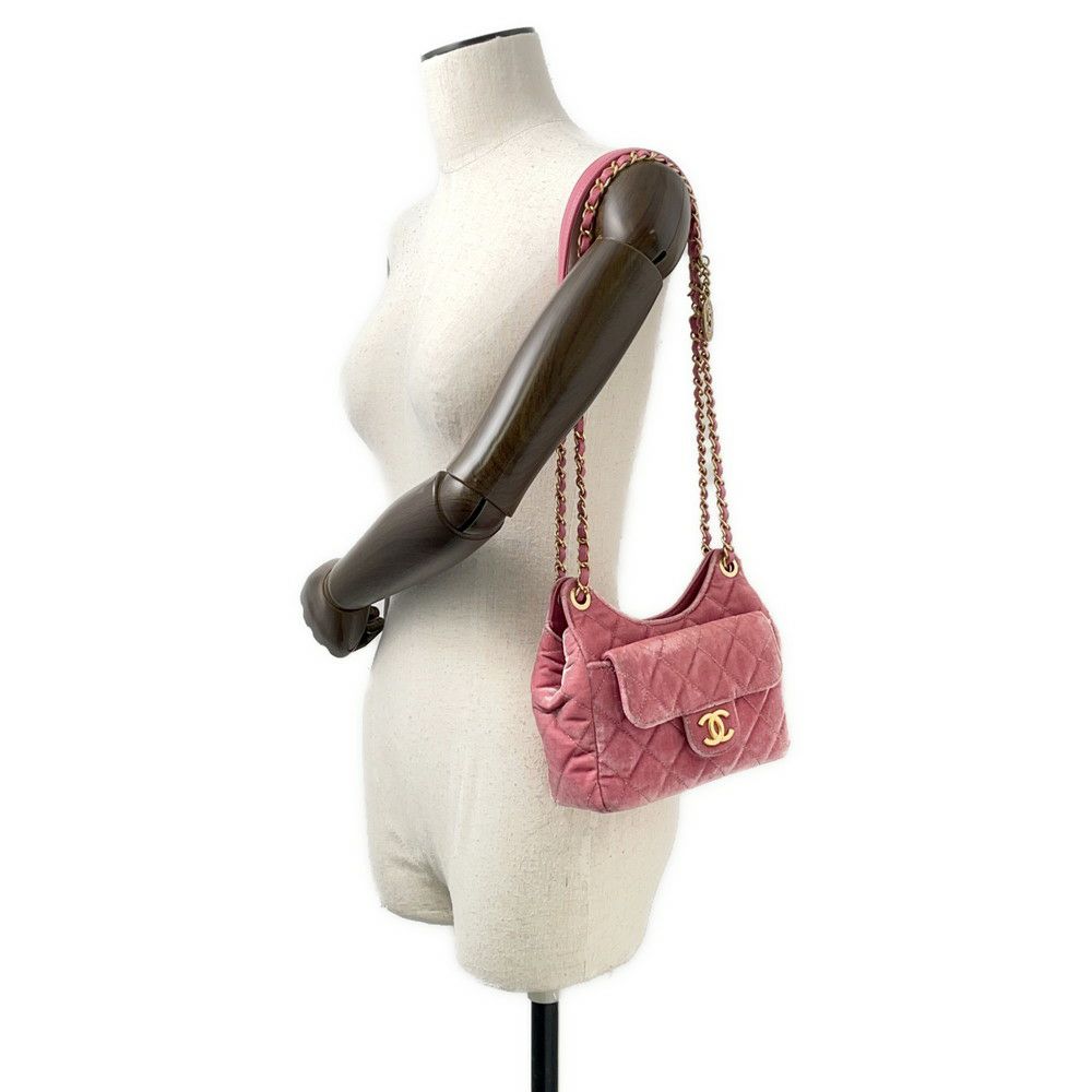 シャネル チェーンショルダーバッグ マトラッセ ココマーク ホーボー ベロア AS4323 CHANEL バッグ