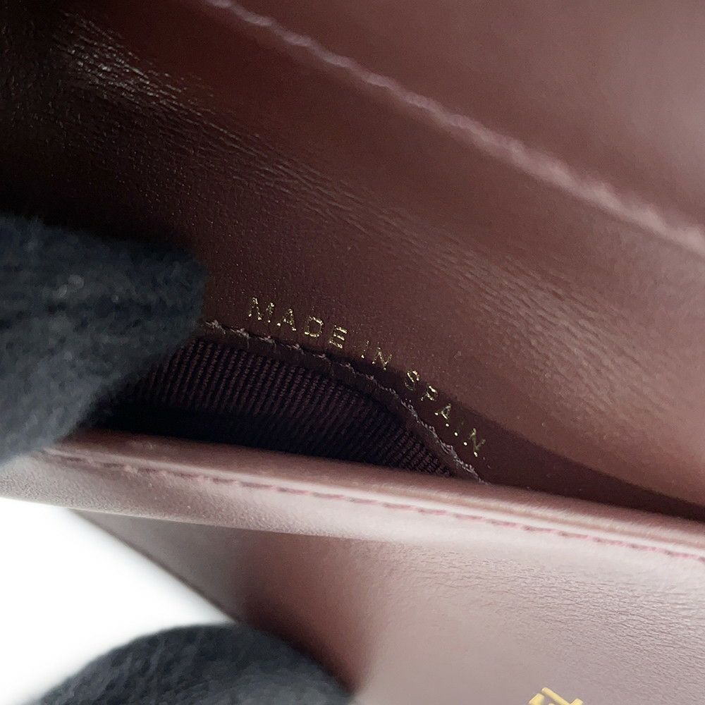 シャネル 三つ折り財布 マトラッセ ココマーク クラシック スモール フラップ ウォレット キャビアスキン AP0229 黒