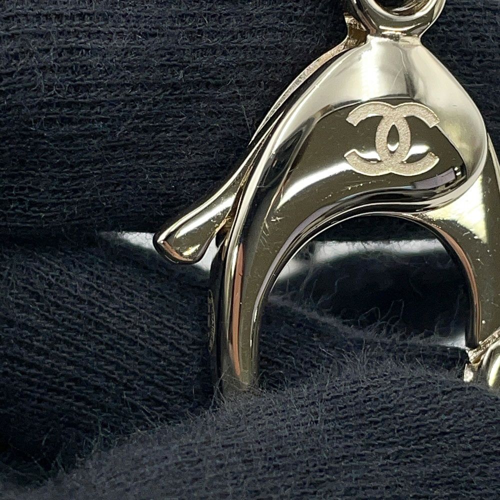 シャネル キーホルダー ガブリエル フェイクパール メタル B25B ABG014 CHANEL チャーム 黒