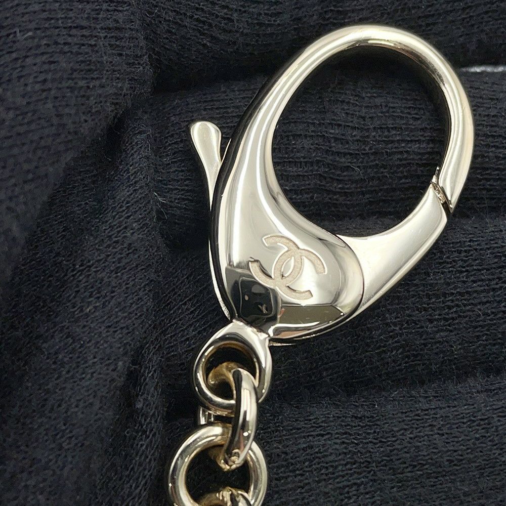 シャネル キーホルダー ガブリエル フェイクパール メタル B25B ABG014 CHANEL チャーム 黒