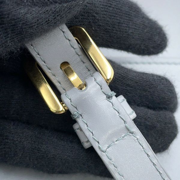 ディオール ショルダーバッグ 30モンテーニュ アヴェニュー ボックスカーフレザー M9260UMOA_M47G