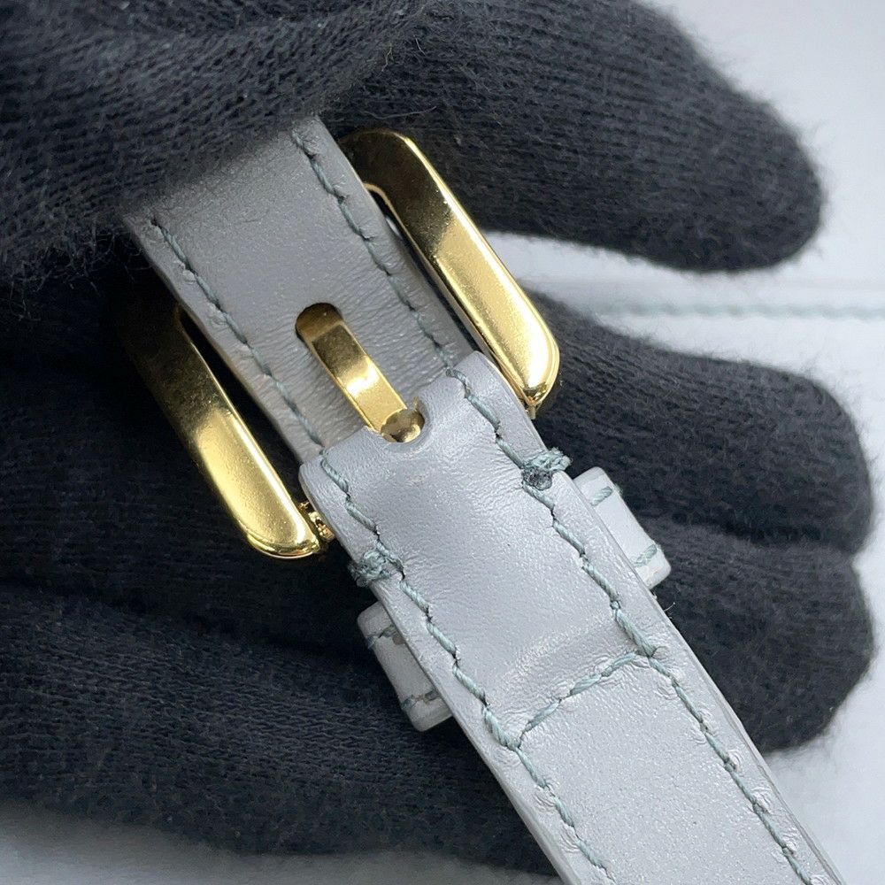 ディオール ショルダーバッグ 30モンテーニュ アヴェニュー ボックスカーフレザー M9260UMOA_M47G