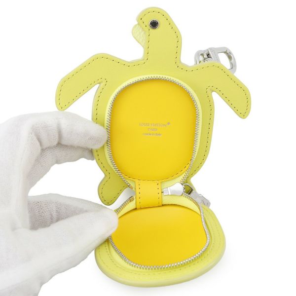 ルイヴィトン バッグチャーム モノグラム バッグチャーム・LV タートル M02526 LOUIS VUITTON キーホルダー 亀