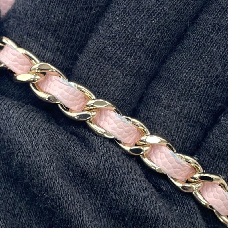 シャネル チェーンウォレット マトラッセ ココマーク キャビアスキン AP4246 CHANEL 財布