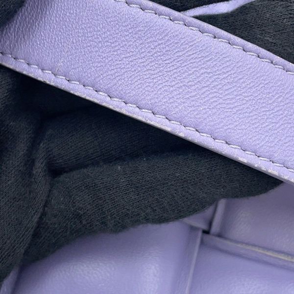 ボッテガヴェネタ ショルダーバッグ パデッド カセット マキシイントレチャート 591970 BOTTEGA VENETA