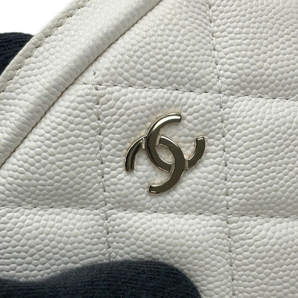 シャネル ポーチ ココマーク マトラッセ コスメポーチ A80909 CHANEL 小物入れ 化粧ポーチ 白