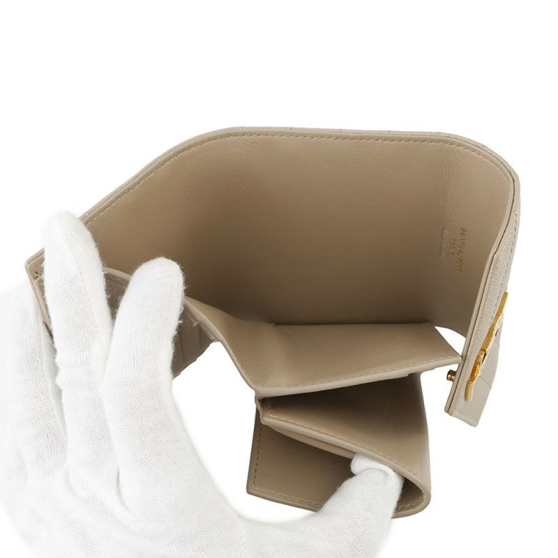 サンローランパリ 三つ折り財布 カサンドラ マトラッセ マルチフォールド ウォレット 692061 SAINT LAURENT PARIS