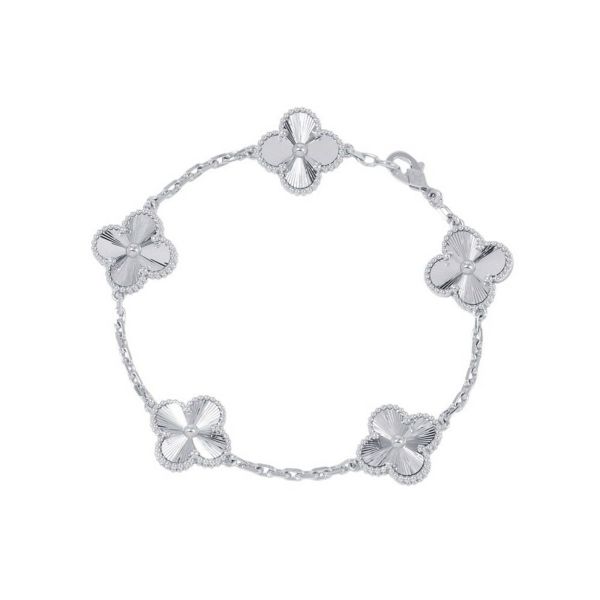 ヴァンクリーフ＆アーペル ブレスレット ヴィンテージ アルハンブラ ブレスレット 5モチーフ ギヨシェ K18WG VCARP9XE00