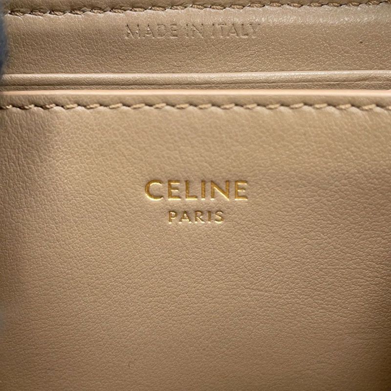 セリーヌ コインケース Cチャーム コンパクトウォレット レザー 10B663BFL CELINE 財布