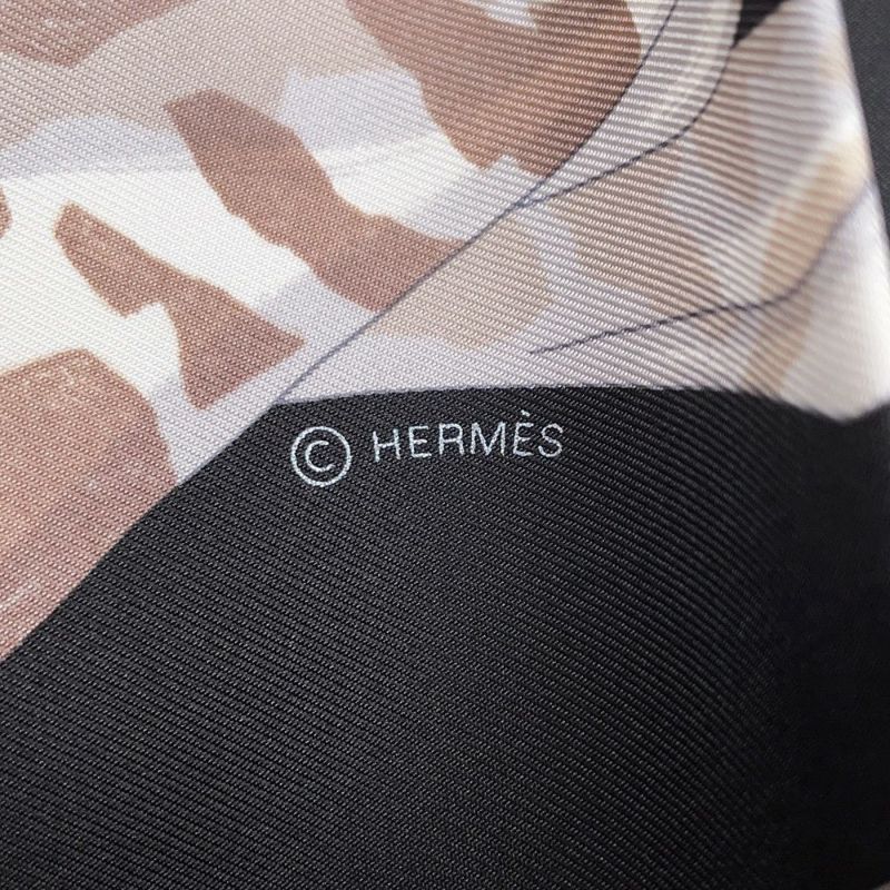 エルメス スカーフ カレ90 エルメス・ストーリー Hermes Story HERMES シルクツイル 2022年春 黒