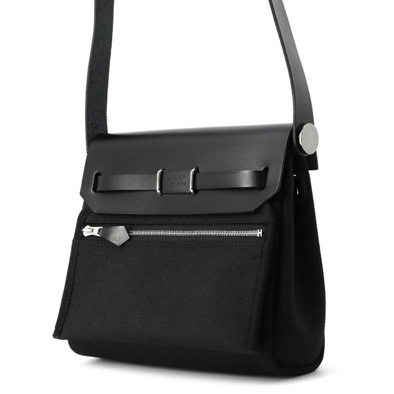 エルメス ショルダーバッグ エールバッグジップ ミニ ブラック/シルバー金具 トワルミリタリー/ヴァッシュハンター W刻印 黒