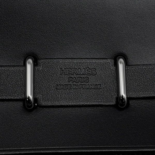 エルメス ショルダーバッグ エールバッグジップ ミニ ブラック/シルバー金具 トワルミリタリー/ヴァッシュハンター W刻印 黒