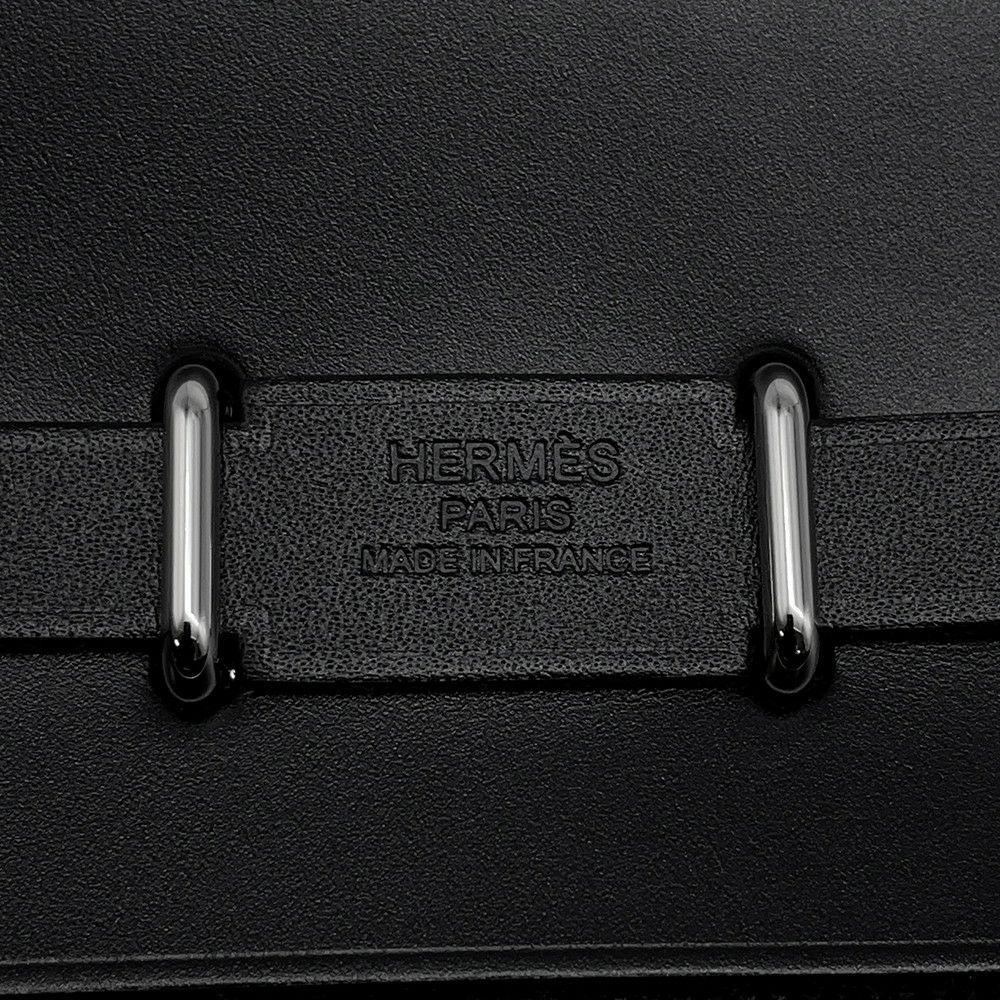 エルメス ショルダーバッグ エールバッグジップ ミニ ブラック/シルバー金具 トワルミリタリー/ヴァッシュハンター W刻印 黒