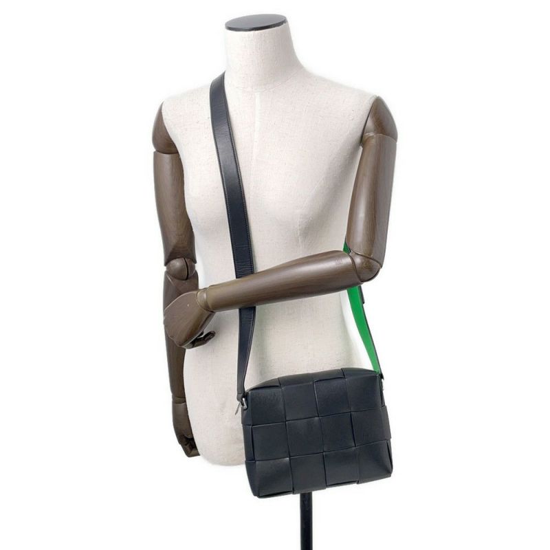 ボッテガヴェネタ ショルダーバッグ カセット カメラバッグ カーフレザー 730027 BOTTEGA VENETA 黒