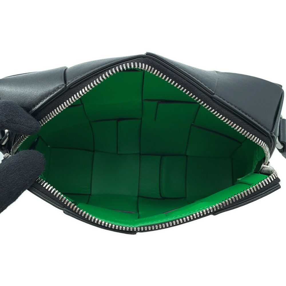 ボッテガヴェネタ ショルダーバッグ カセット カメラバッグ カーフレザー 730027 BOTTEGA VENETA 黒