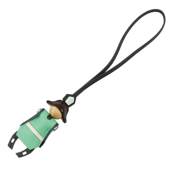 エルメス バッグチャーム 花火師 アルドワーズ/ルージュセリエ/ヴェールモワイヤン/ヴェールコミック/ナタ/ヴェールペパーミント エプソン K刻印