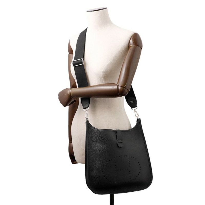 エルメス ショルダーバッグ エブリン3 PM ブラック/シルバー金具 トリヨンクレマンス K刻印 黒