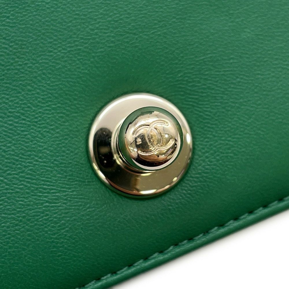 シャネル チェーンショルダーバッグ ボーイシャネル ラムスキン A67086 CHANEL バッグ