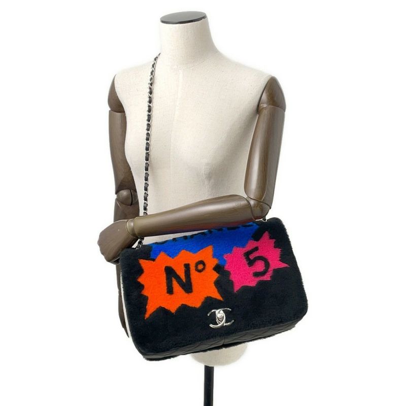 シャネル チェーンショルダーバッグ マトラッセ ココマーク ムートン ラムスキン A92592 CHANEL 黒