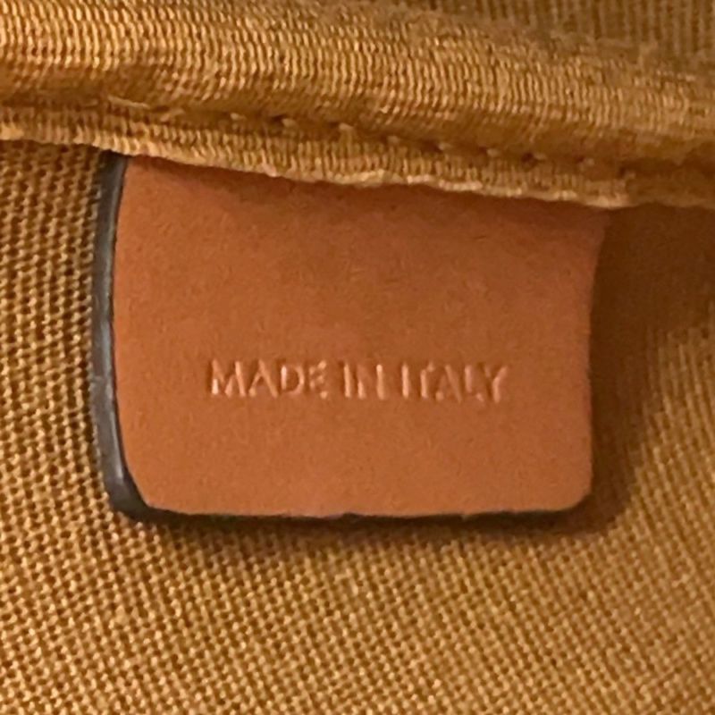 セリーヌ ショルダーバッグ トリオンフ スモールバケット 191442CAS.04LU CELINE ブラウン