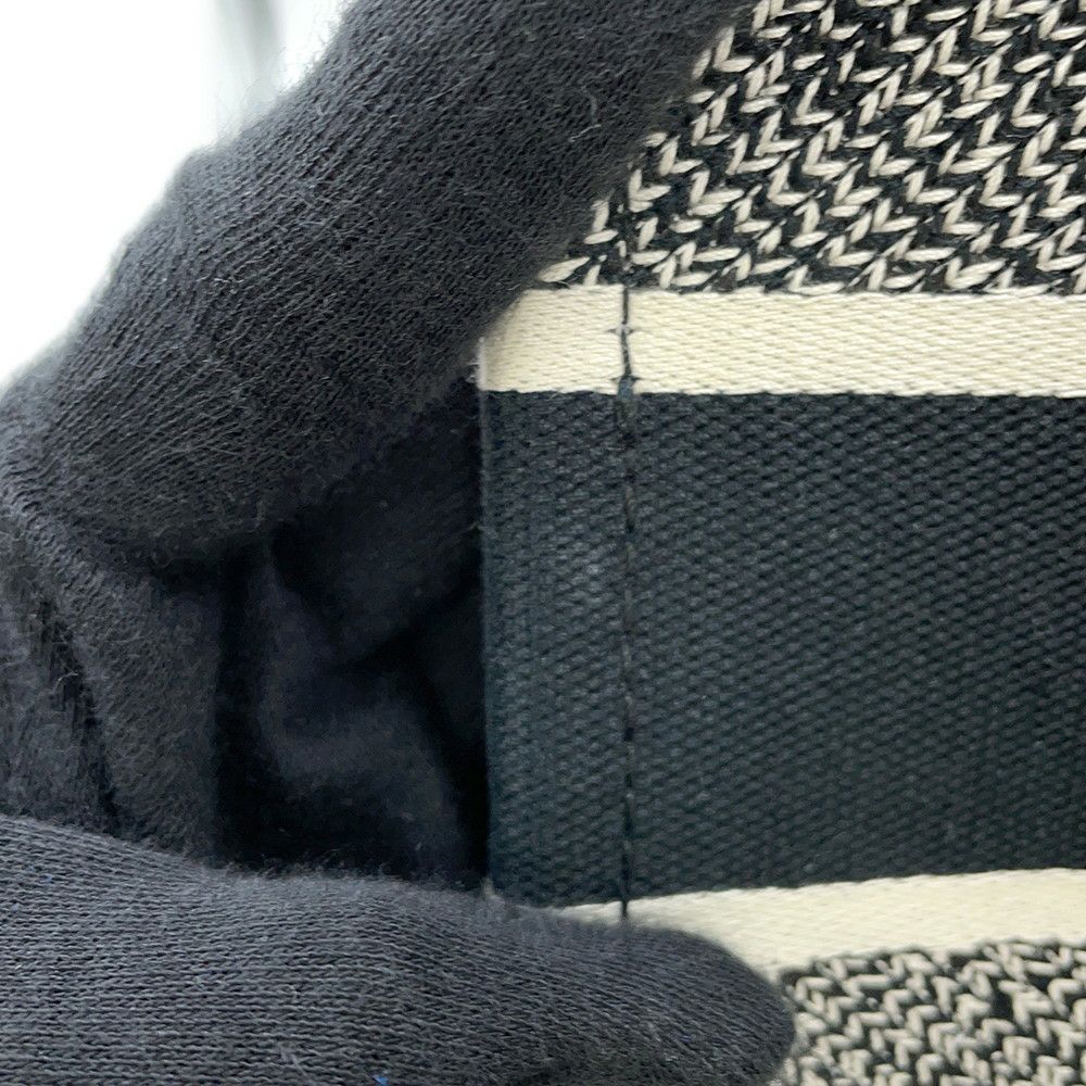 クリスチャン・ディオール トートバッグ ブックトート ゾディアック エンブロイダリー ミディアム M1296ZRHZ_M06E 白 黒